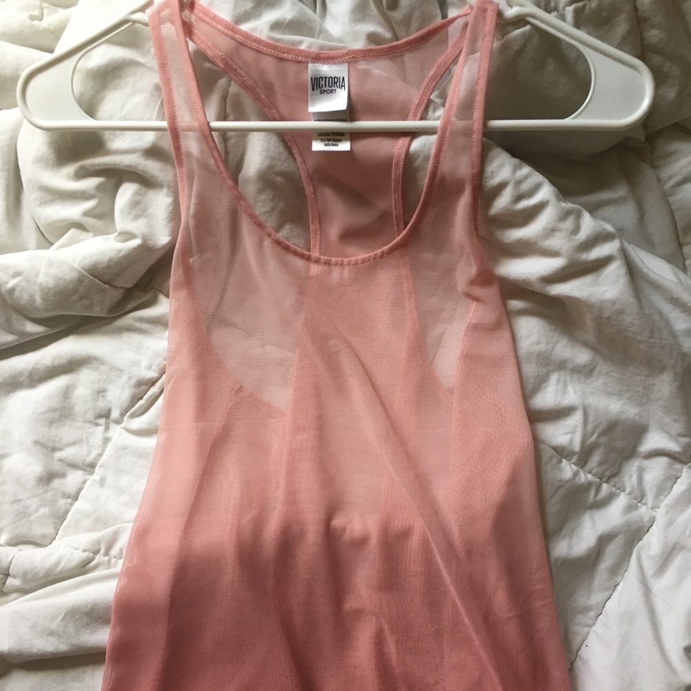 Workout tank top